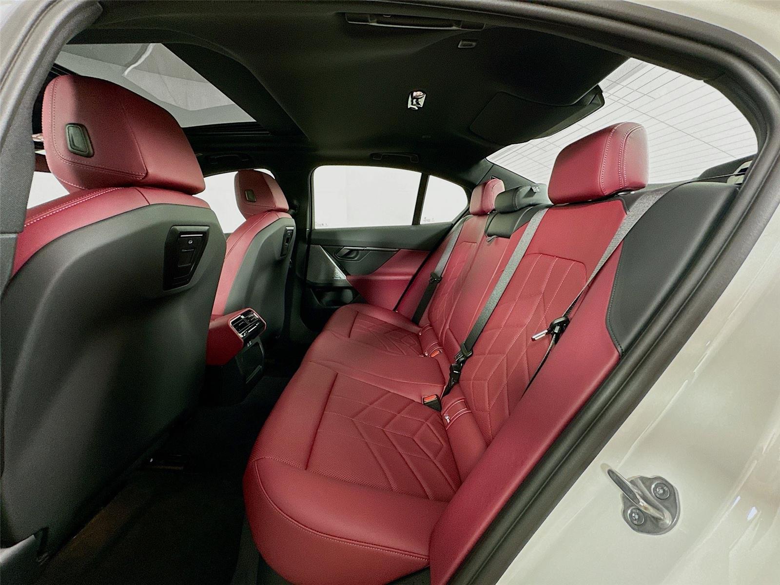 2024 Bmw 530i xDrive photo 25