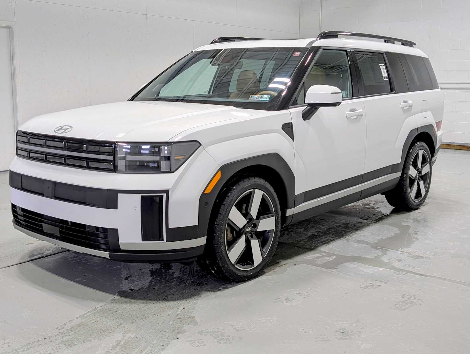 2024 Hyundai Santa Fe Limited's photo