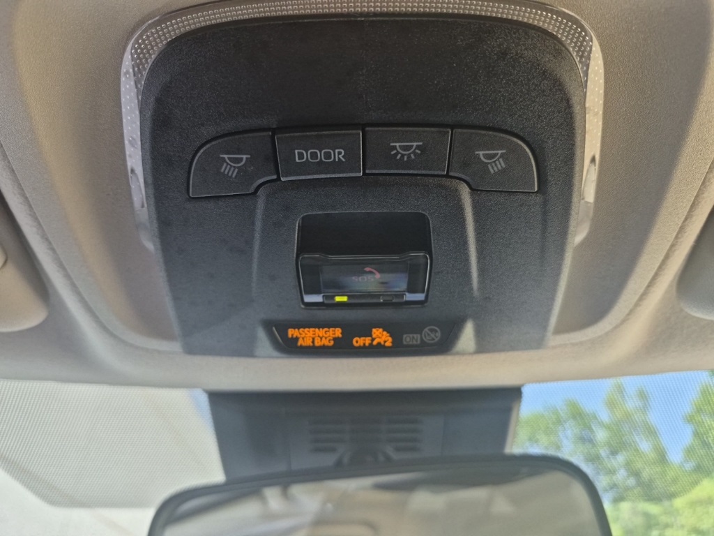 2024 Toyota Corolla LE photo 22