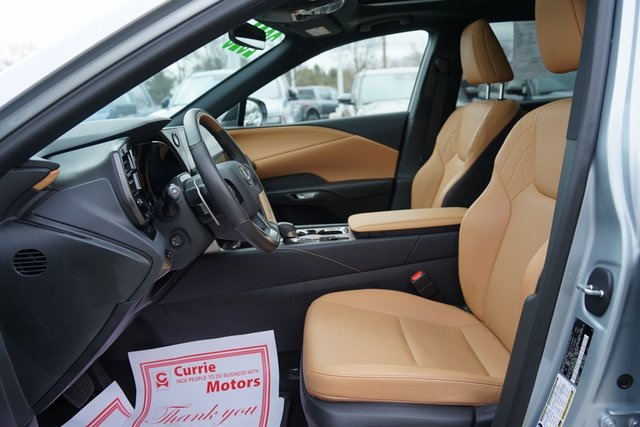 2025 LEXUS RX - Image 11