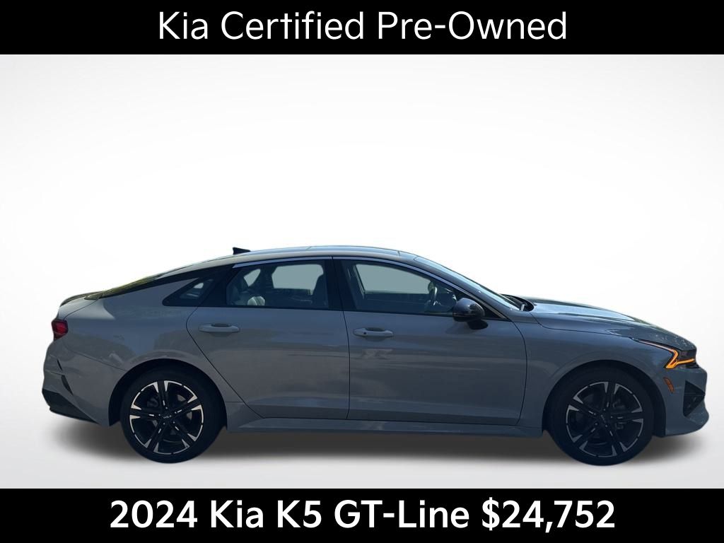2024 Kia K5 GT-Line photo 2