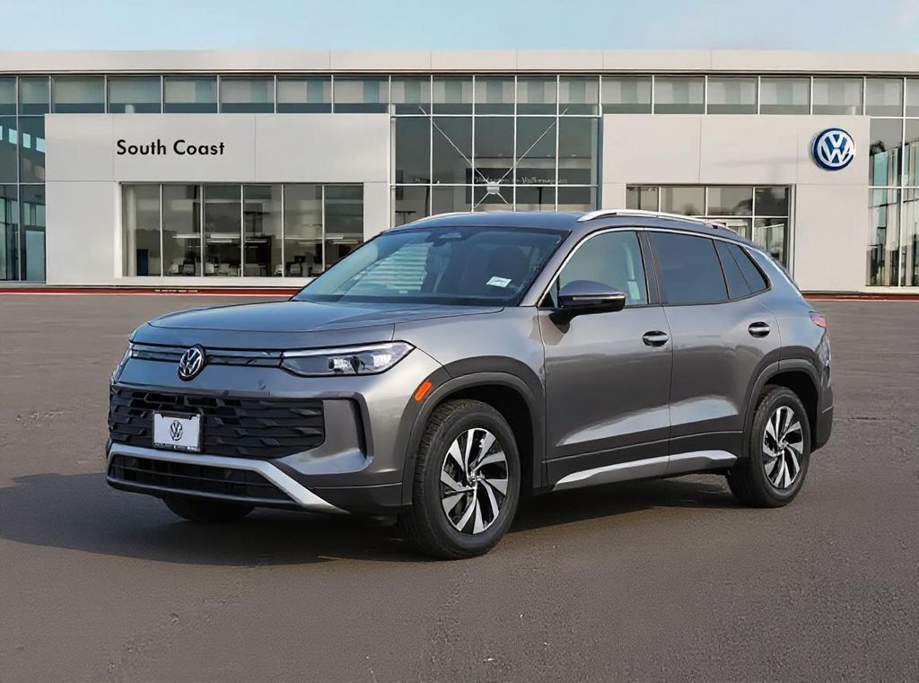 2025 Volkswagen Tiguan S's photo