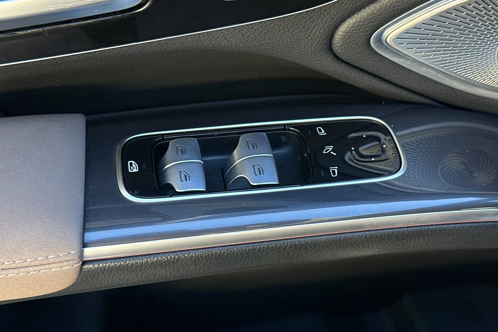 2023 Mercedes Benz EQS Sedan 450 photo 18