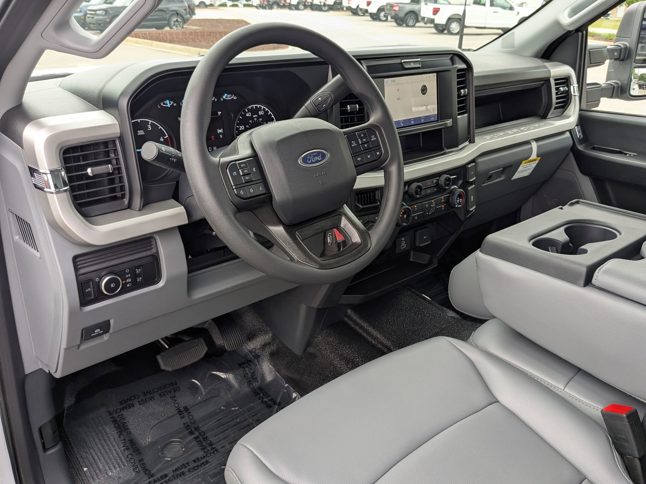 2025 Ford F-350 XL photo 16