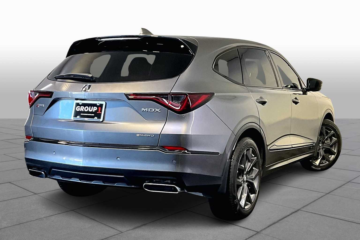 2024 Acura MDX SH-AWD A-Spec photo 12