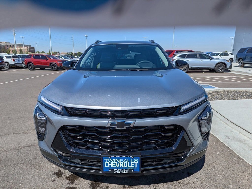 2025 Chevrolet Trax ACTIV photo 2