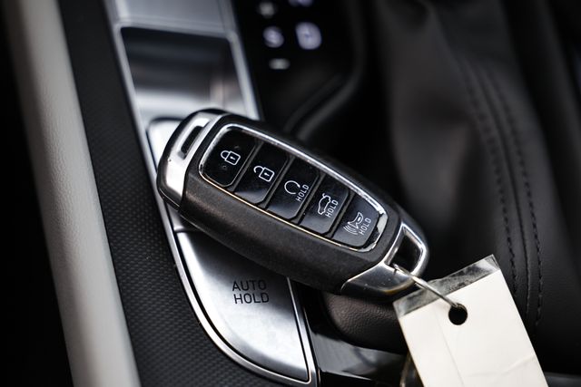 2022 Hyundai Elantra Limited photo 42