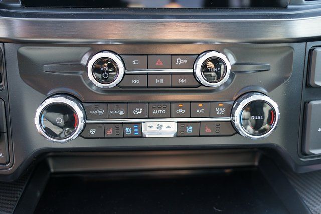2025 FORD F-250 - Image 38