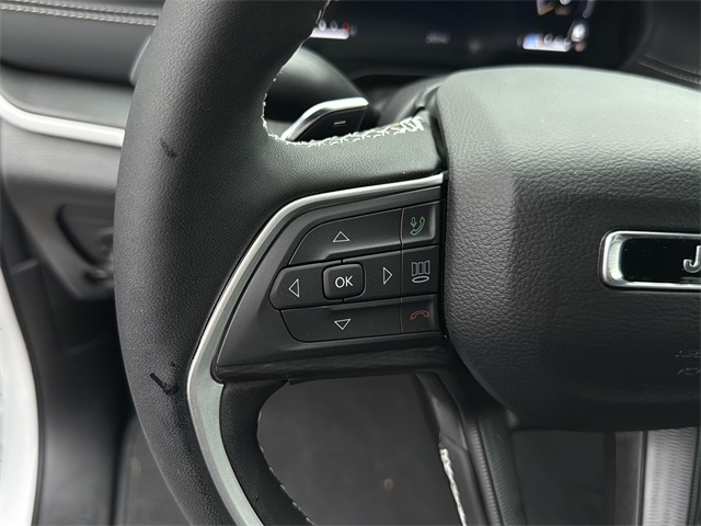 2025 Jeep Grand Cherokee Laredo Altitude photo 25
