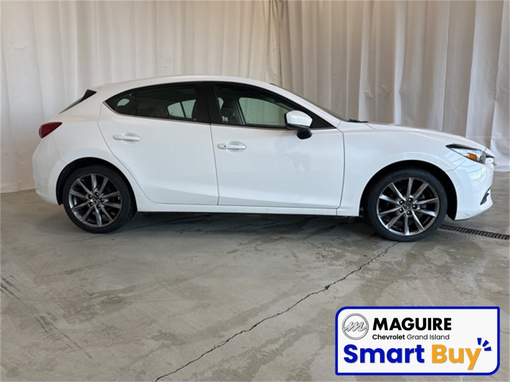 2018 Mazda Mazda3 Touring photo 2