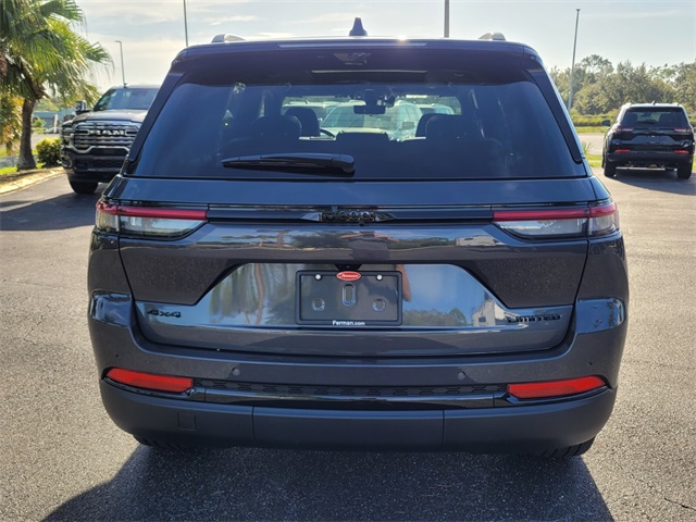 2025 Jeep Grand Cherokee Limited photo 2