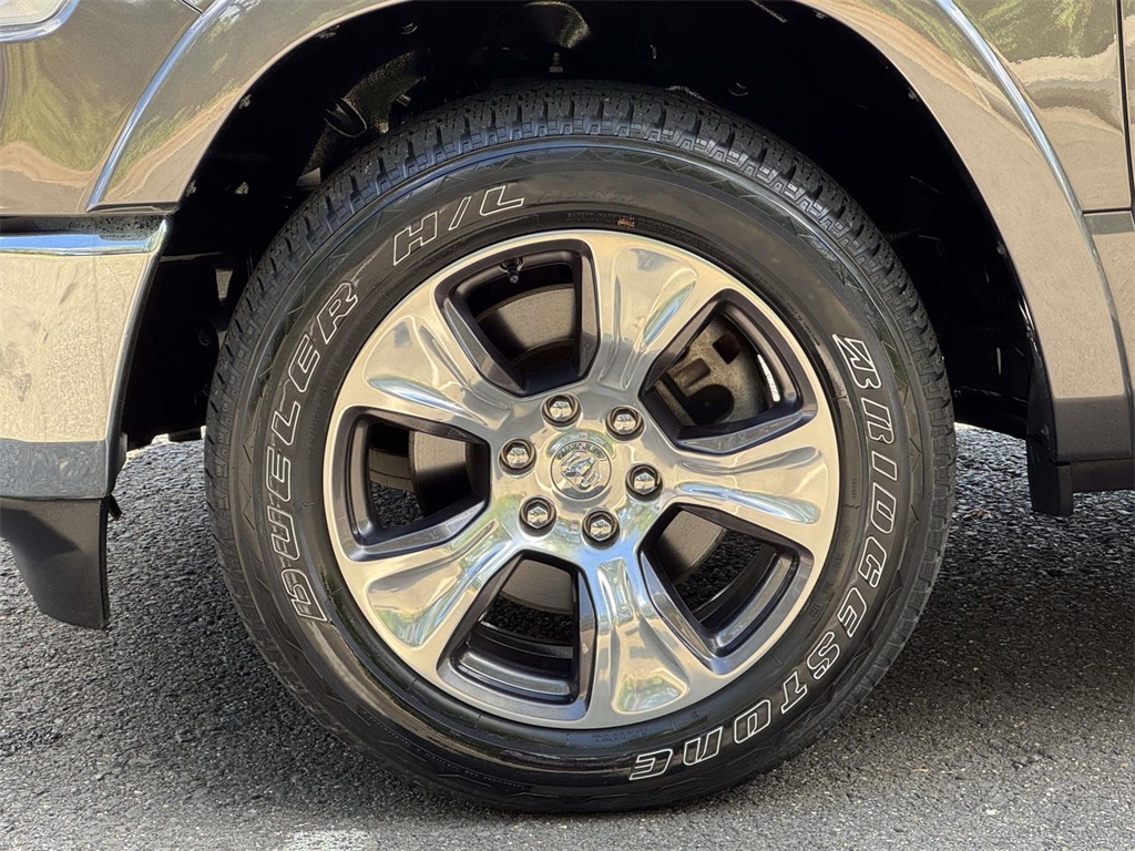 2022 Ram 1500 Laramie photo 10