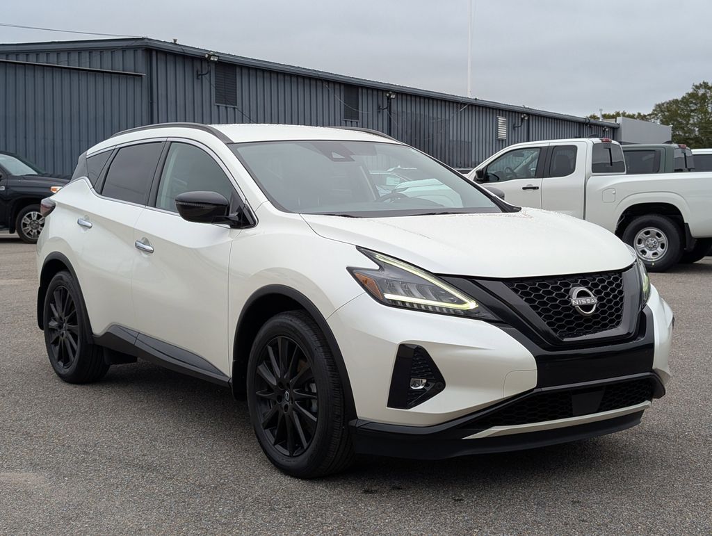 2023 Nissan Murano SV photo 3