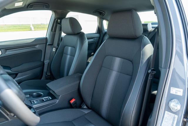 2026 Honda Civic Sport photo 11