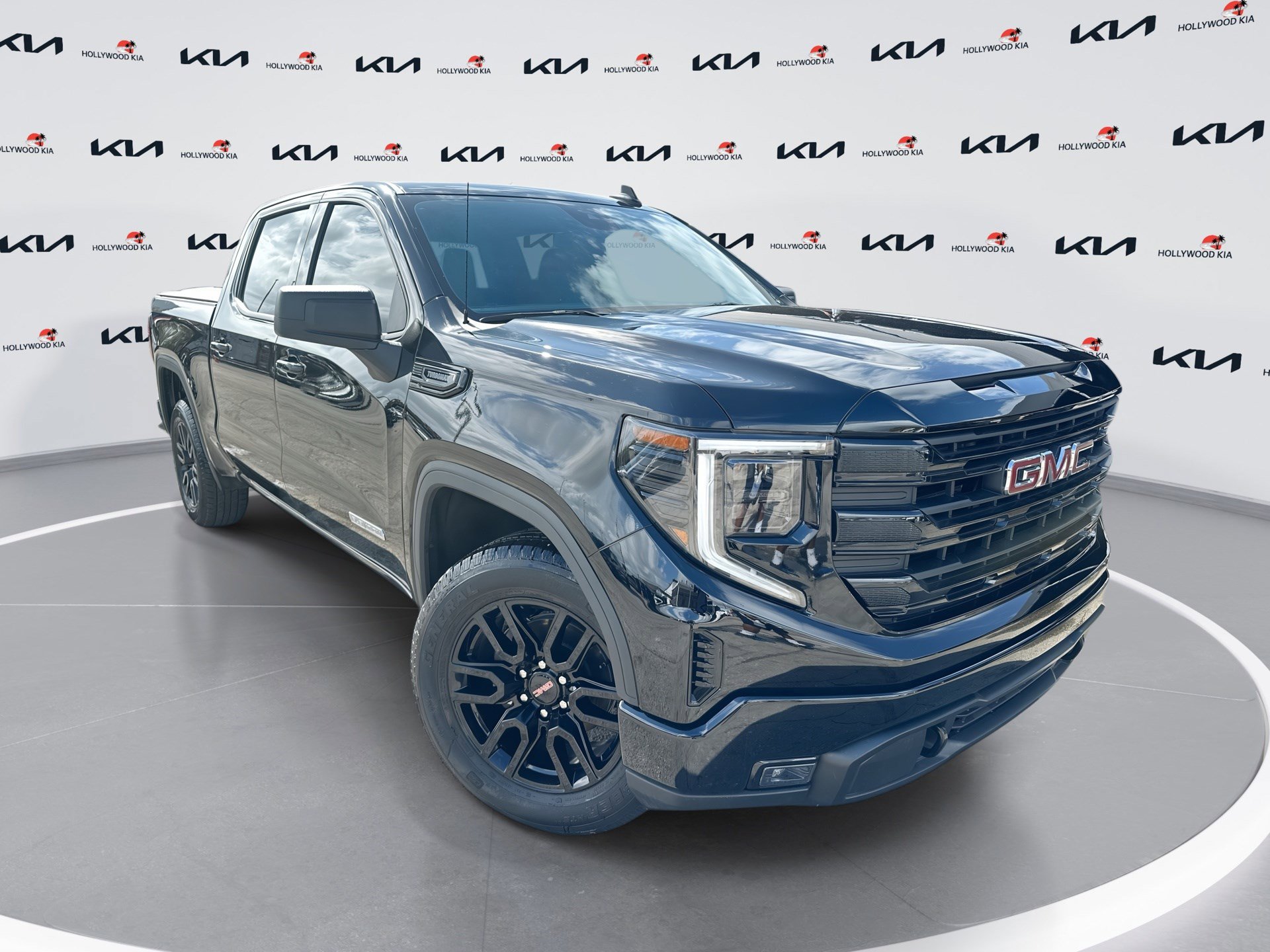 2025 GMC Sierra 1500 Elevation's photo