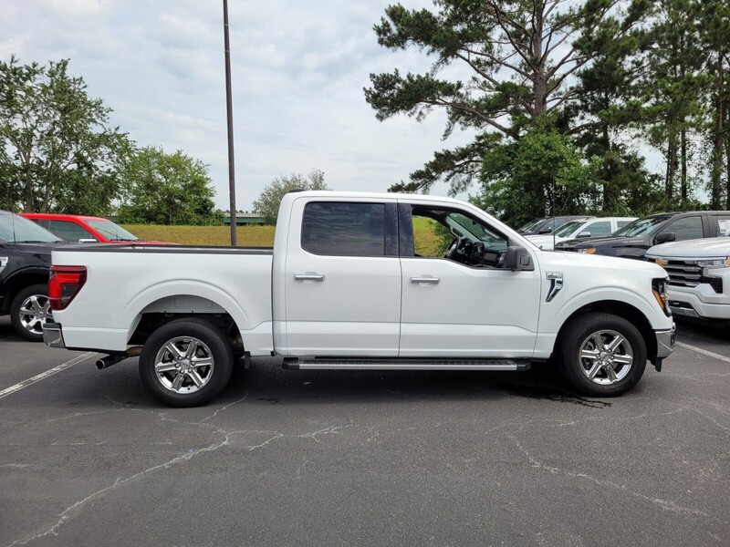 2024 Ford F-150 XLT photo 11