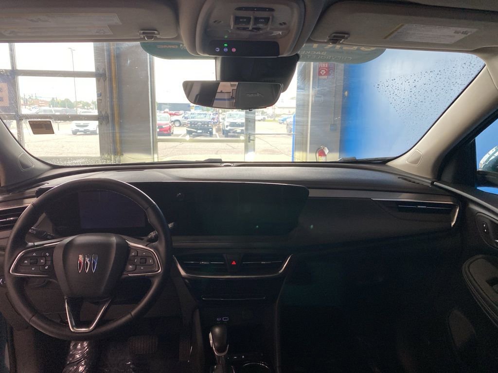 2024 Buick Encore GX Avenir photo 4