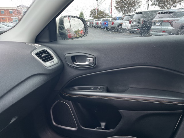2021 Jeep Compass Latitude photo 28