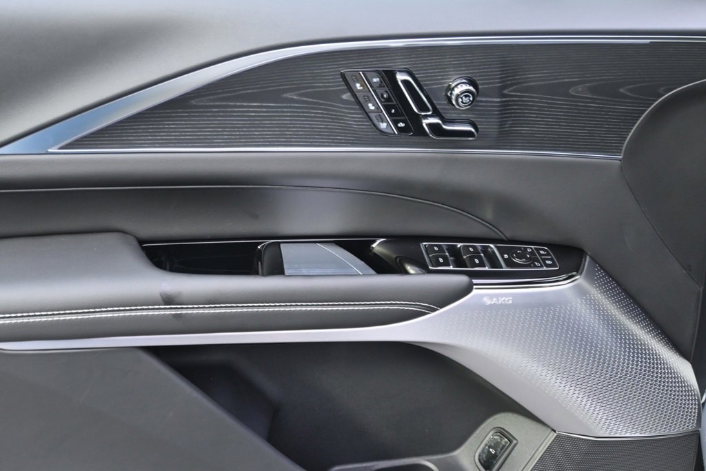 2025 Cadillac Lyriq Sport photo 22