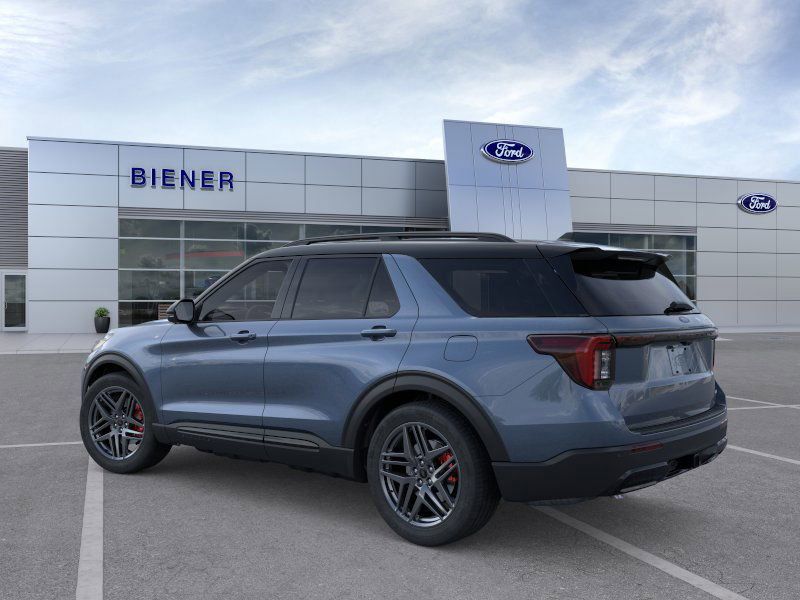 2025 Ford Explorer ST-Line photo 3