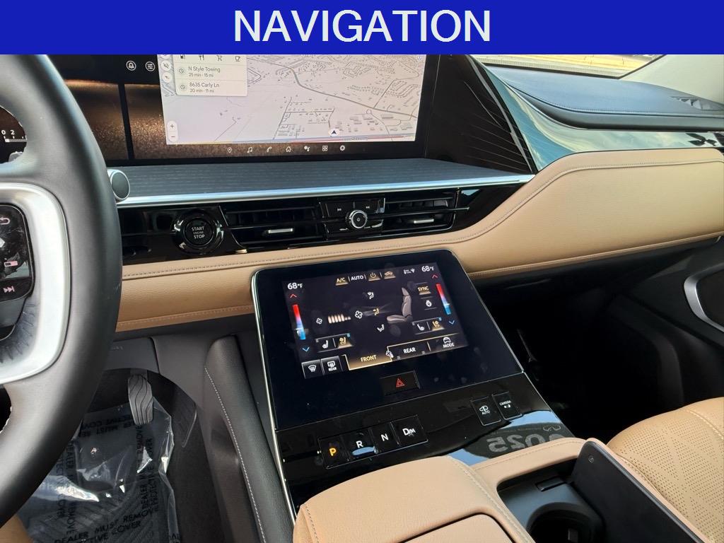 2025 Infiniti QX80 Sensory photo 7