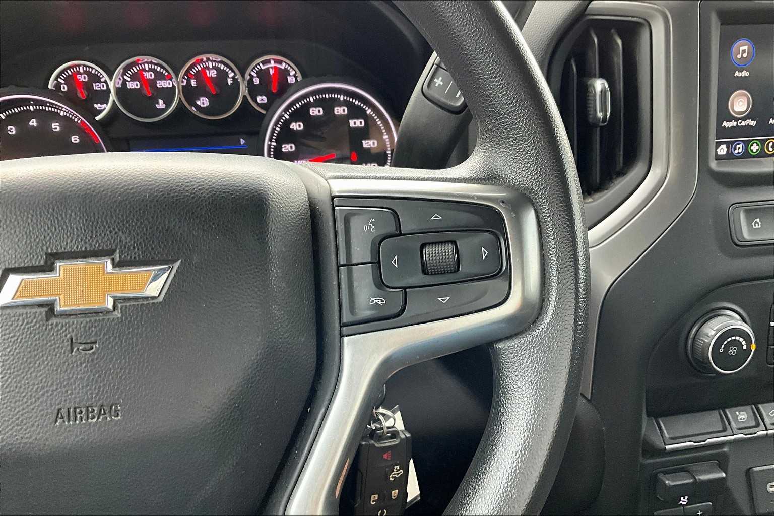 2022 Chevrolet Silverado 2500HD Custom photo 21