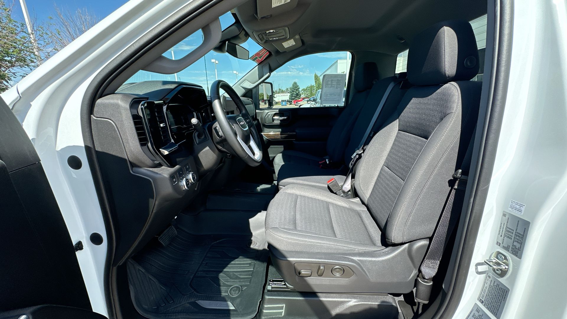 2024 Gmc Sierra 2500 HD SLE photo 23