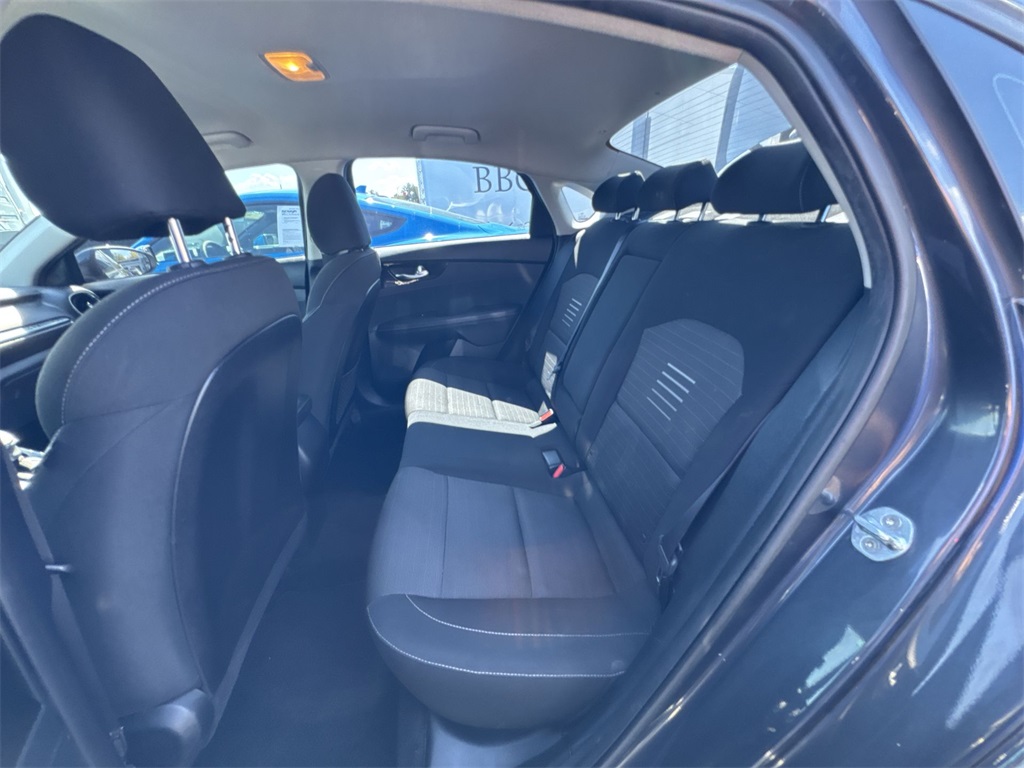 2019 Kia Forte S photo 27