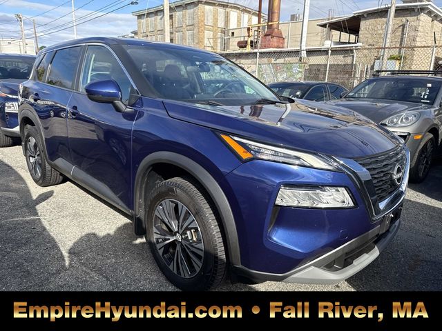 2022 Nissan Rogue SV photo 3