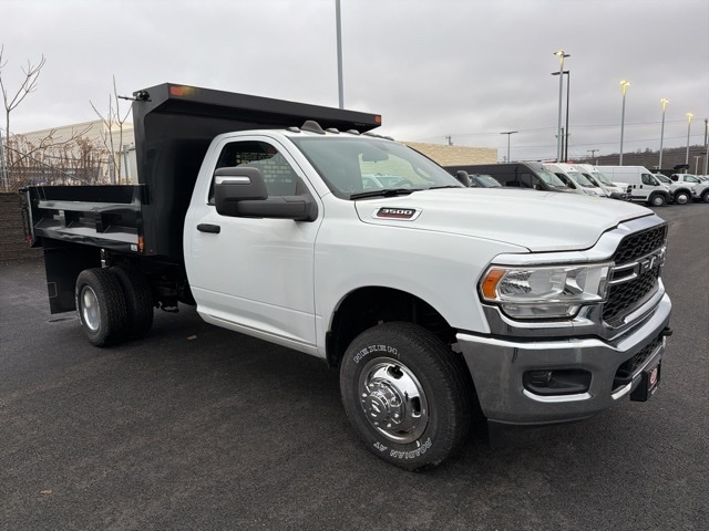2024 RAM Ram 3500 Chassis Cab Tradesman's photo