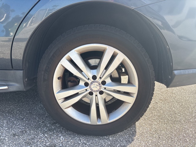 2012 Mercedes Benz ML 350 4MATIC photo 16