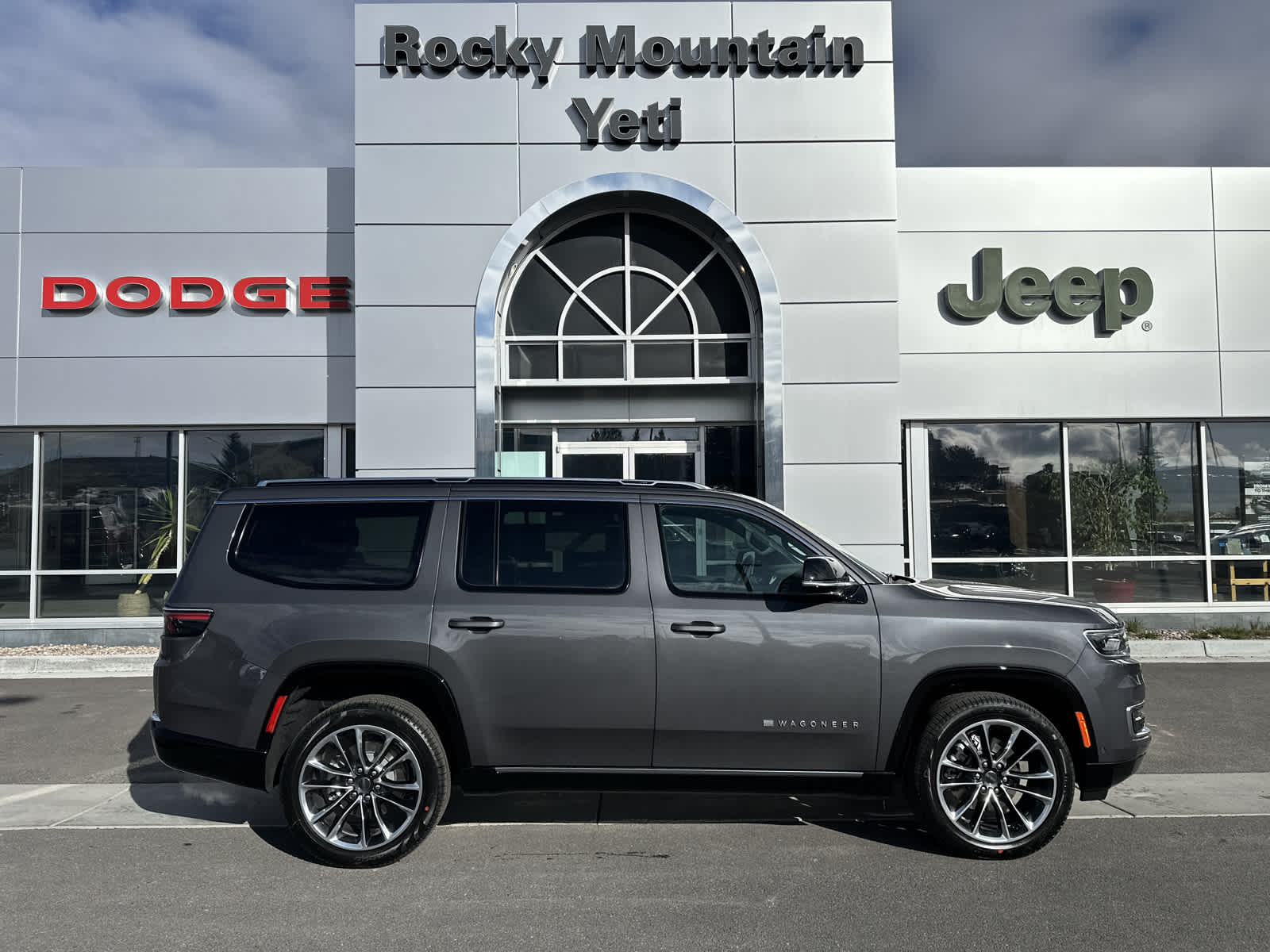 New 2024 Jeep Wagoneer Series III Sport Utility in Evanston NE1566 Rocky Mountain Yeti Evanston