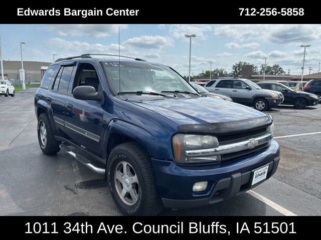 Used 2002 Chevrolet TrailBlazer LT with VIN 1GNDT13S522388658 for sale in Council Bluffs, IA