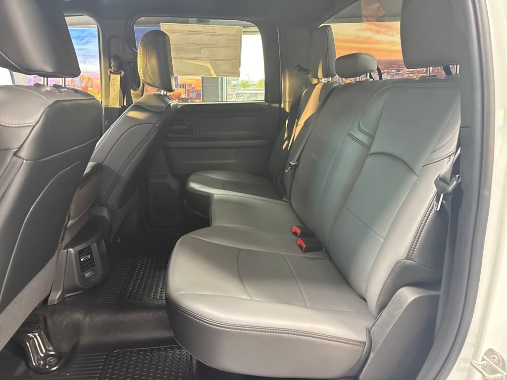 2024 Ram 3500 Tradesman photo 17
