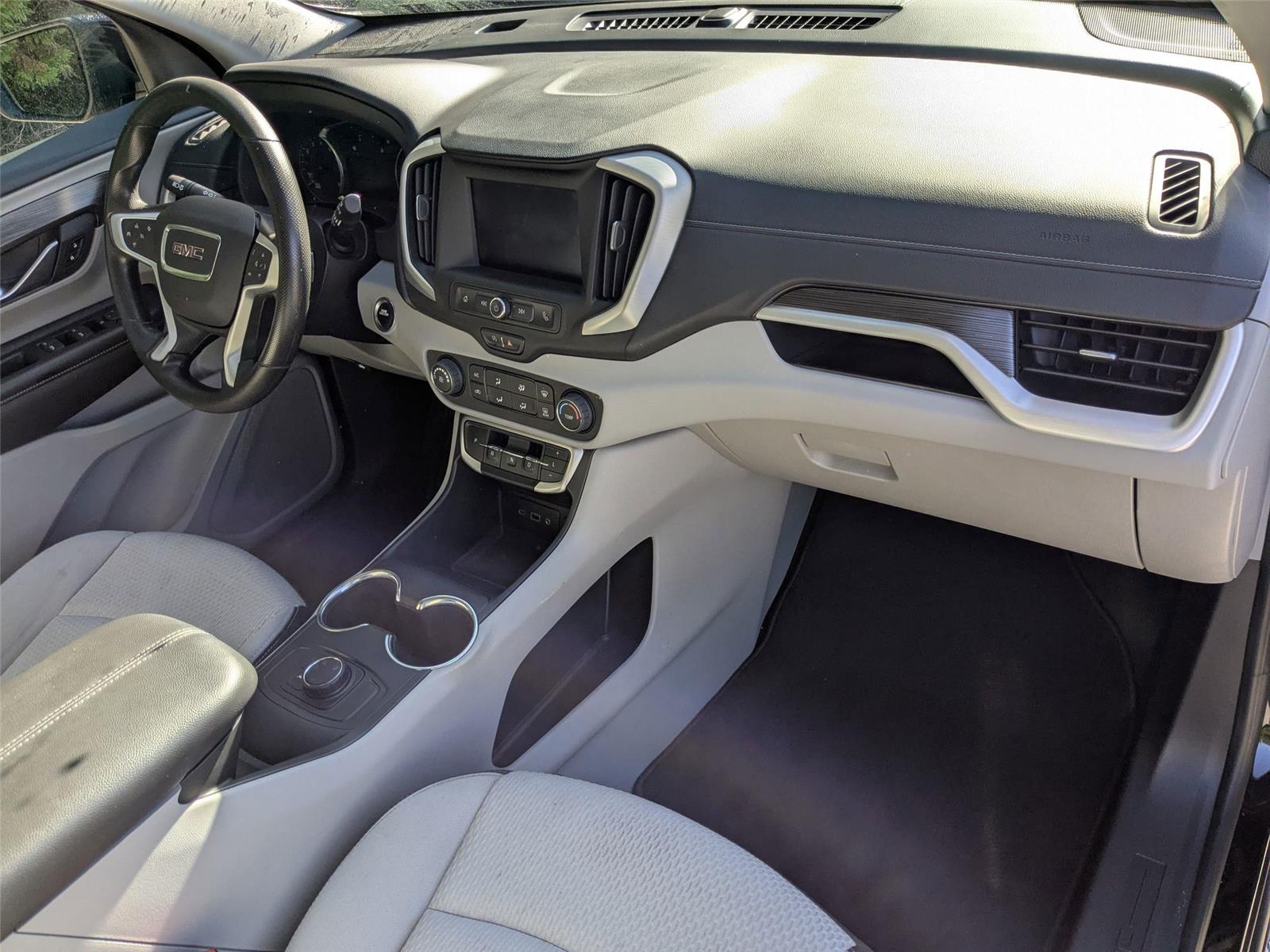 2022 Gmc Terrain SLE photo 39