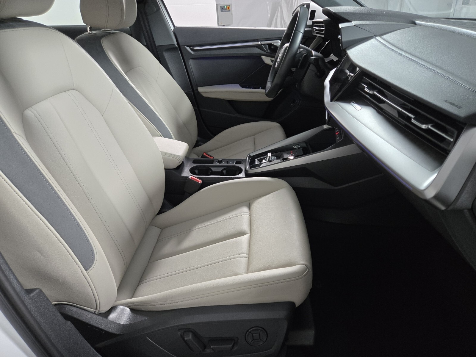 2024 Audi A3 40 Premium Plus Quattro photo 2