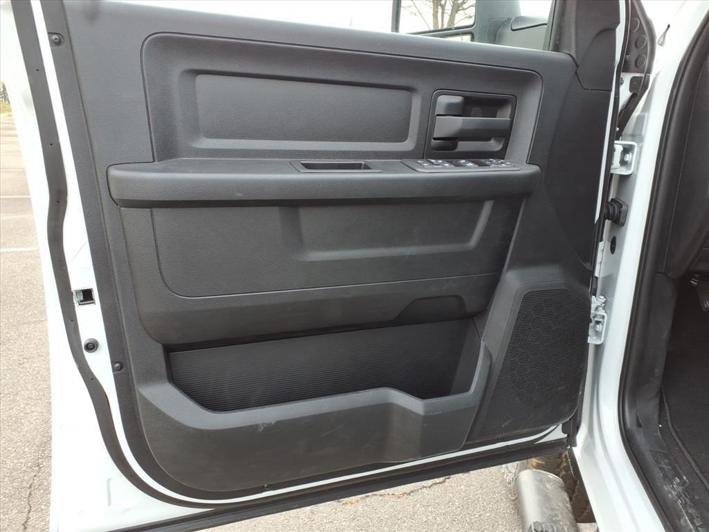 2026 Ram 2500 Tradesman photo 4