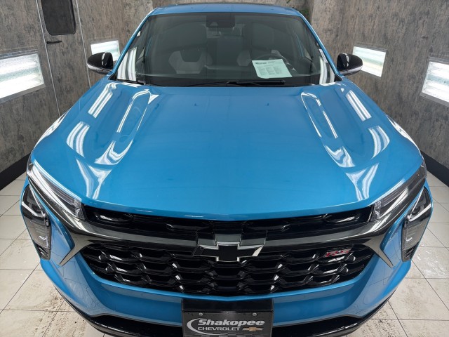 2025 Chevrolet Trax RS's photo