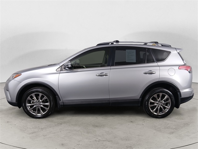 2018 Toyota RAV4 Limited photo 2