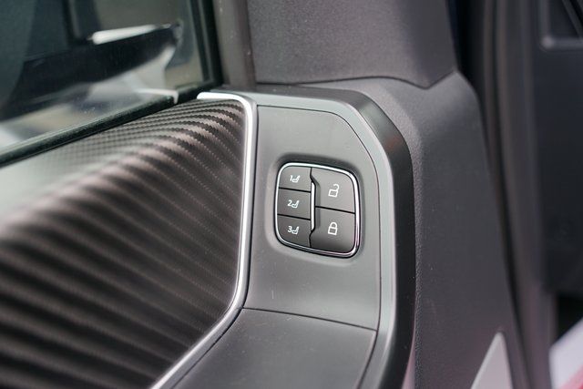 2025 FORD F-150 - Image 42