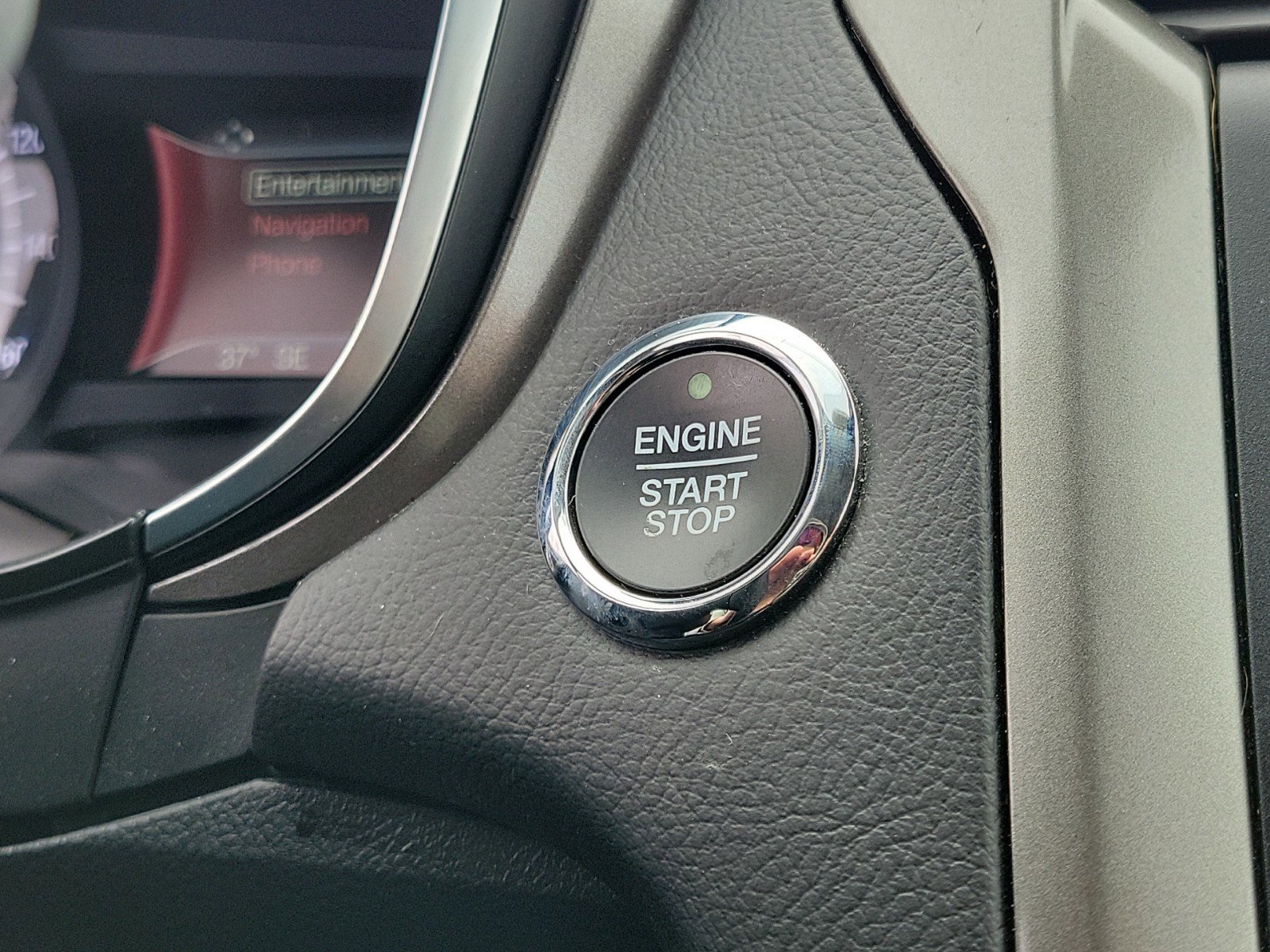 2019 Ford Fusion SE photo 24
