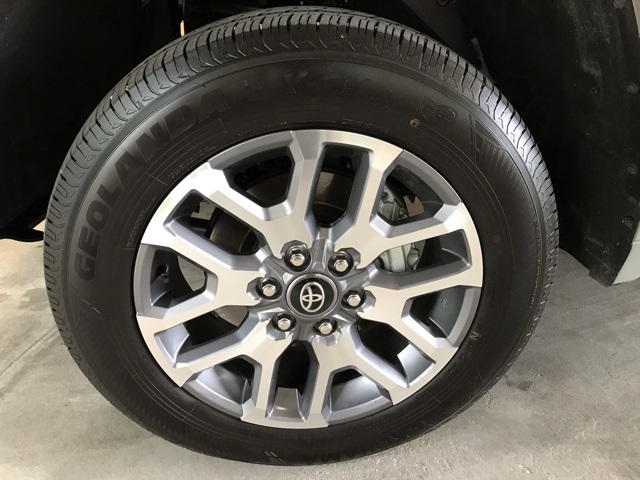2025 Toyota Tundra 1794 Edition CrewMax photo 9