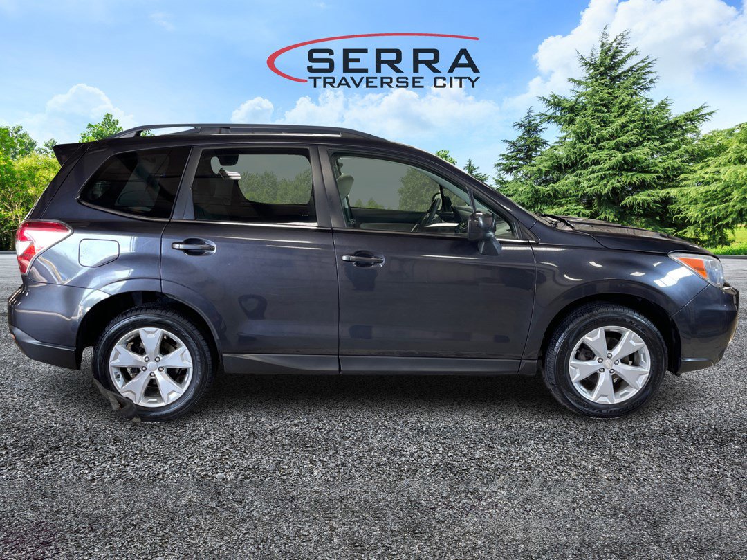 2015 Subaru Forester 2.5i Limited photo 4