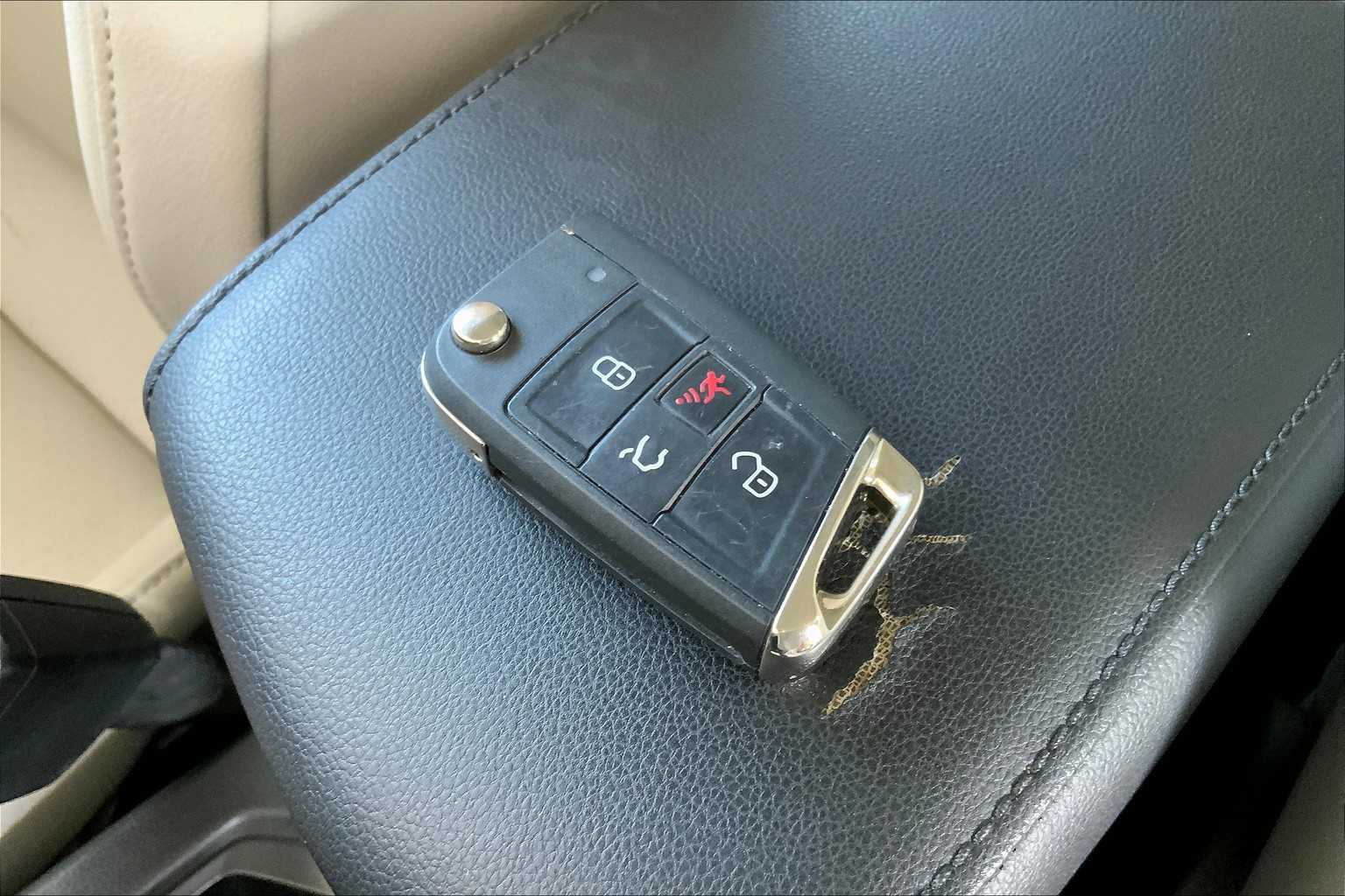 2018 Volkswagen Tiguan SE photo 14