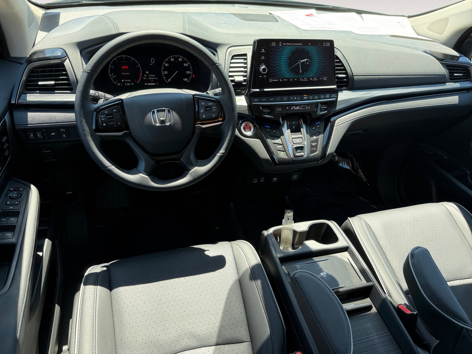 2025 Honda Odyssey Elite photo 14