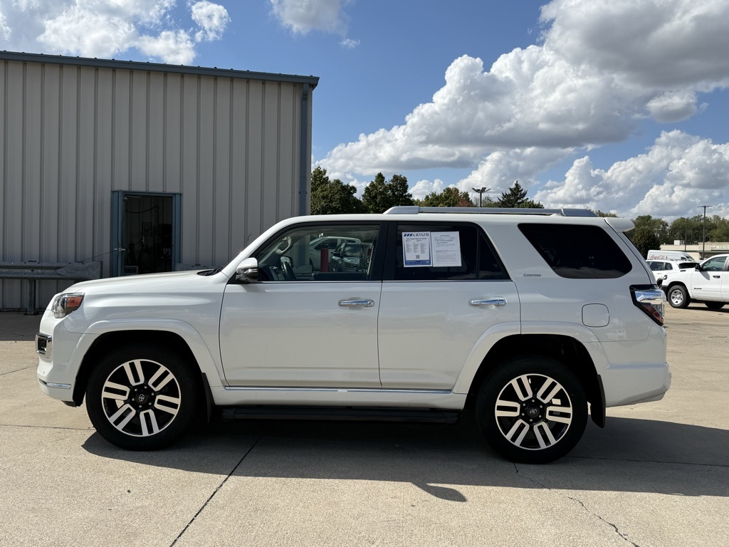 2023 Toyota 4Runner Limited photo 4