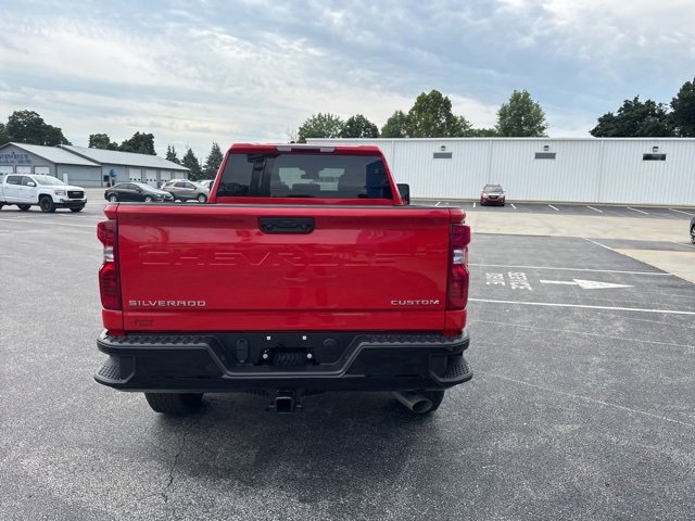 2026 Chevrolet Silverado 2500HD Custom photo 10