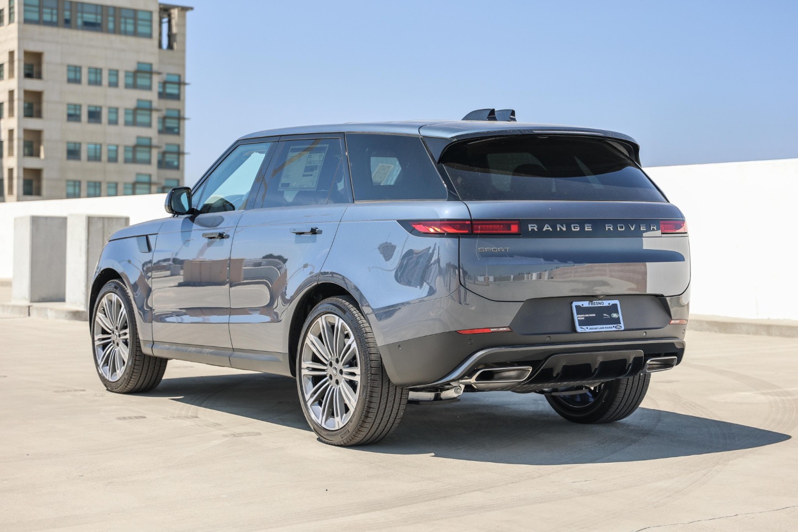 2025 Land Rover Range Rover Sport SE photo 6