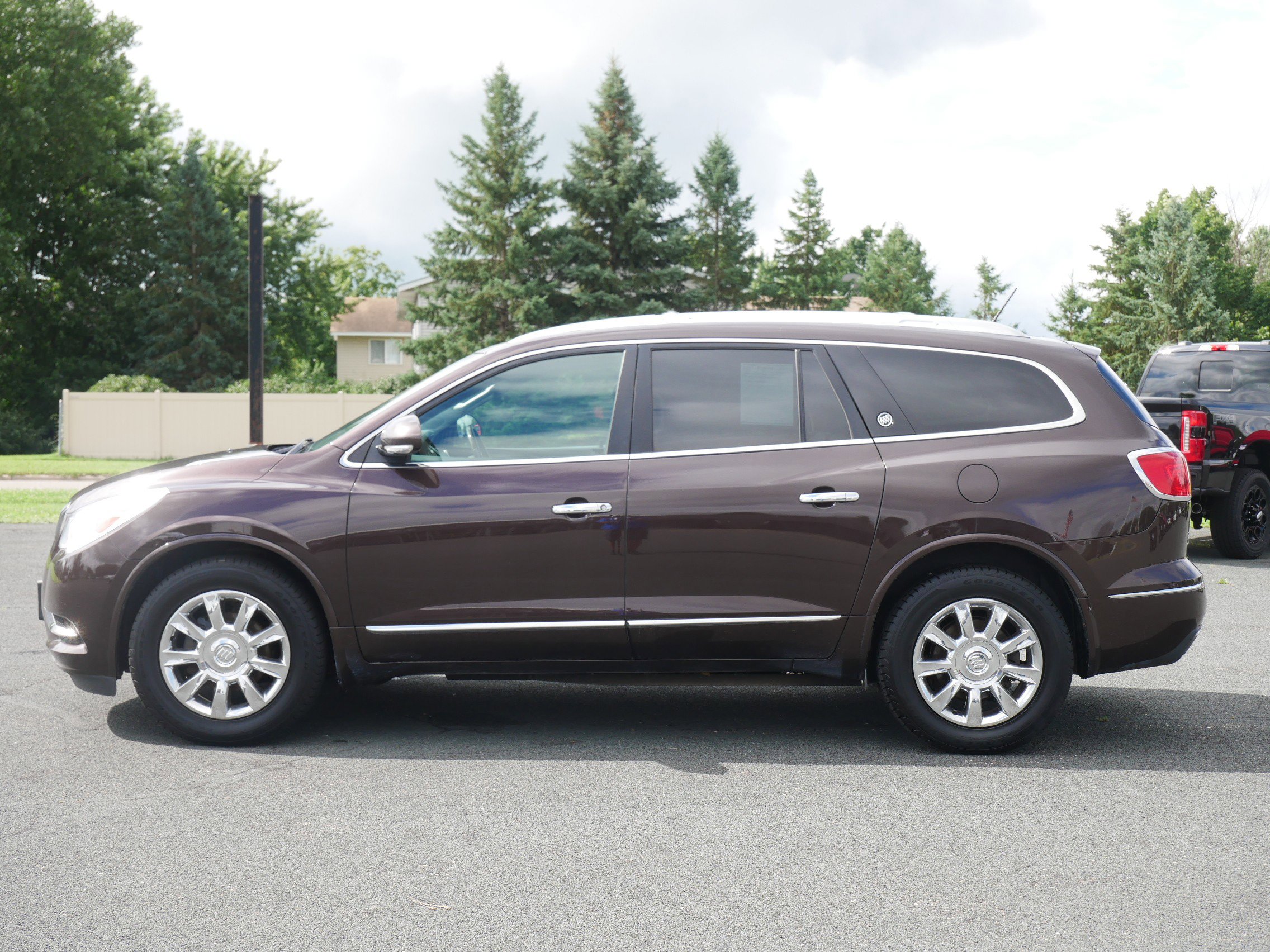 Used 2015 Buick Enclave Premium with VIN 5GAKVCKD8FJ327889 for sale in Hastings, Minnesota