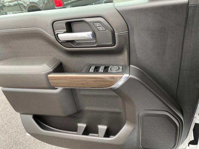 2022 Chevrolet Silverado 1500 LT photo 14